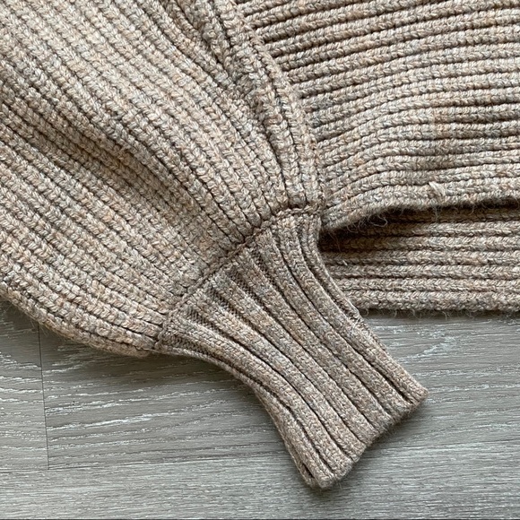 Zara Cropped Knit Sweater - Picture 13 of 15